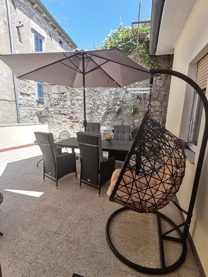 Apartment Branko With Terrace, Old Town Labin Labin  Zewnętrze zdjęcie