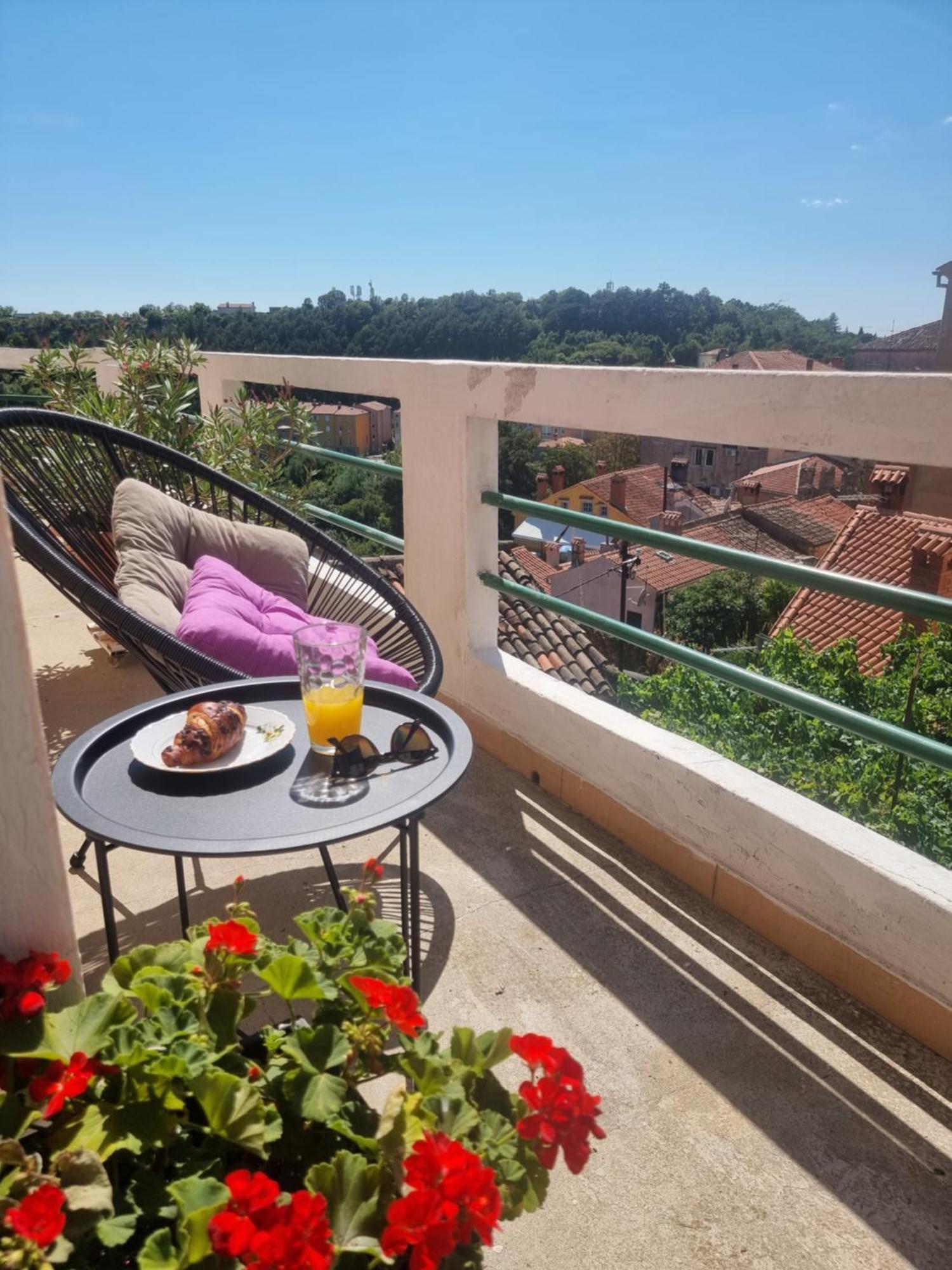 Apartment Branko With Terrace, Old Town Labin Labin  Zewnętrze zdjęcie